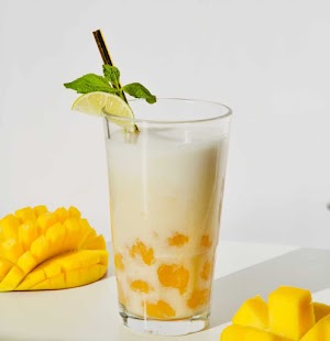 Photo of Snacking Panda