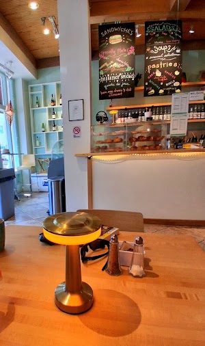 Photo of Cafe Des Artistes