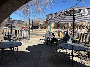 Photo of Boultawn's Bagelry, Cafe & Gallery